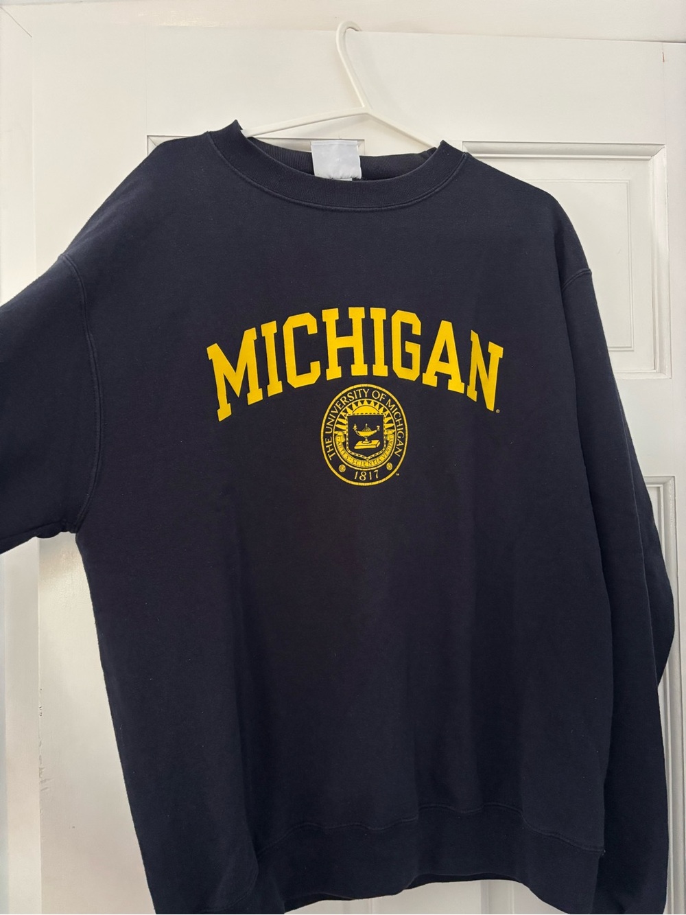 University of Michigan Logo Black Crewneck Sweatshirt